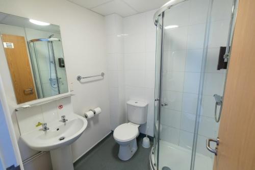 Single Room image 2