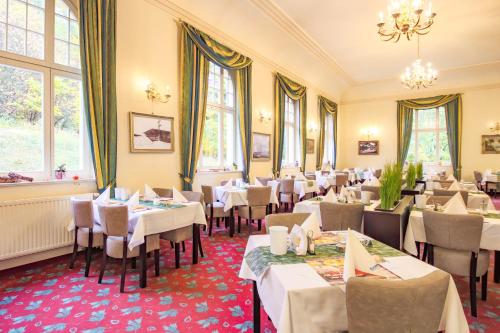 Restorāns, Ferien Hotel Villa Sudharz in Ellrich