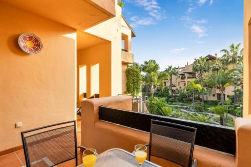 Apartamento de 2 dormitorios en Bahía de Alcántara - image 8