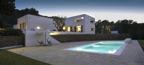 White House Ibiza Modernist Design Can Perez Sea views Es Figueral