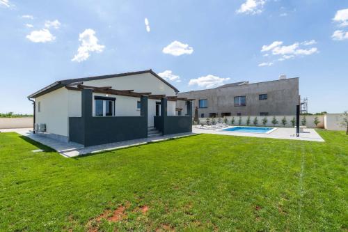 Villa with Private Pool image 3