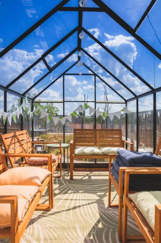 Creativhotel Luise - image 9