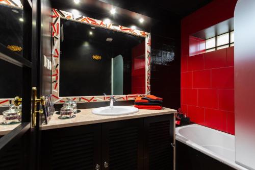 Bathroom, Chambre aux Miroirs - La Venus de Lisbonne in Vila Franca de Xira
