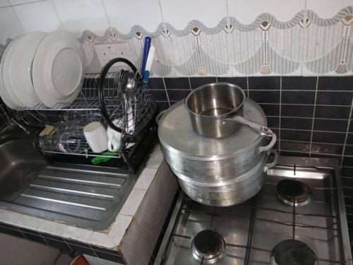 кухня, Beautiful appartement 2 beds 2 toilets kitchen in Bonabéri