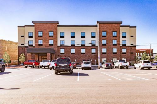 Cobblestone Hotel & Suites - Superior Duluth