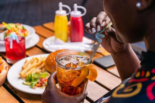 Bushpig Backpacker Hostel – Kampala