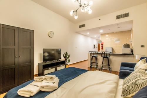 Primestay - Al Jawhara Tower JVT - image 3