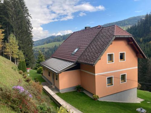  Almhaus Waldblick, Pension in Bad Sankt Leonhard im Lavanttal