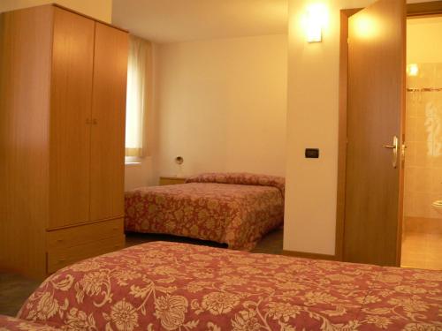 Triple Room with Mountain View