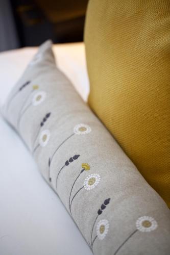 Avari Apartments - Winchester Collection