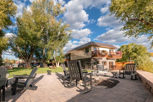 Viesnīcas āriene, Riviera Motor Lodge in Saratoga (WY)