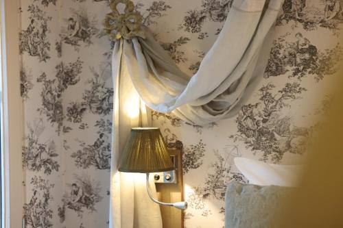 Budget Double Room image 1