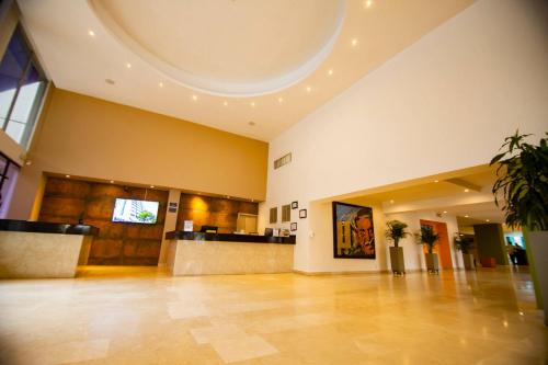 Lobi, Hotel Barranquilla Plaza in Barranquilla