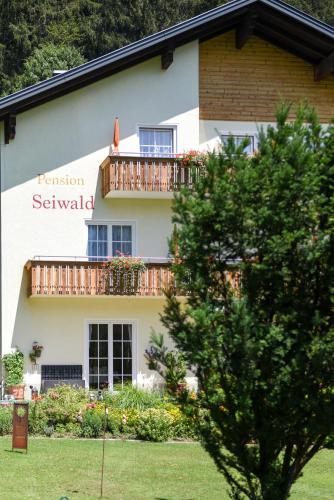 ระเบียง/ชานเรือน, Pension Seiwald in Kotschach in คอทชัค