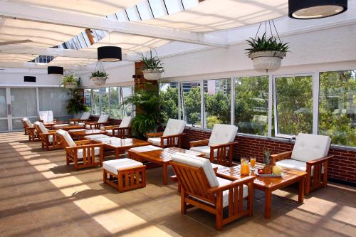 Ramada By Wyndham Buenos Aires Vicente Lopez - 레스토랑