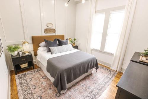 Beautiful Private Home Downtown - 1BR 1Bath