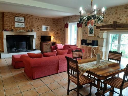 Gîte Vitrac-Saint-Vincent, 4 pièces, 6 personnes - FR-1-653-132