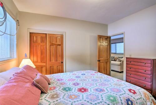 Charming Mtn Home on Golf Course about 4 Mi to Slopes! - image 13