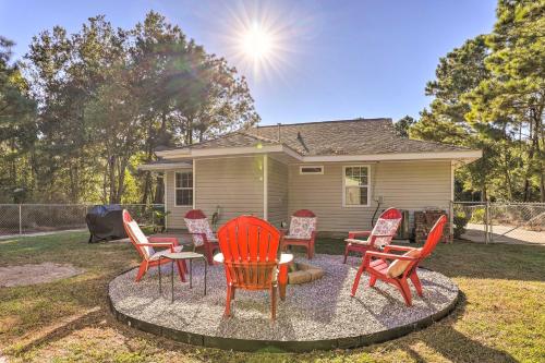 Cloud 9 On The Coast Less Than 1 Mi to Beach!