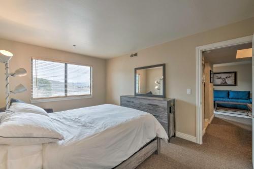 Park City Condo with View - Walk to Shops and Dining in Kimball Junction
