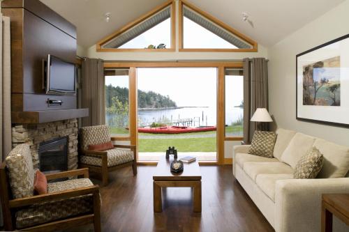 Mayne Island Resort - Hotel - Mayne Island