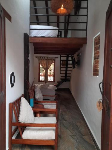 Standard Quadruple Room image 1
