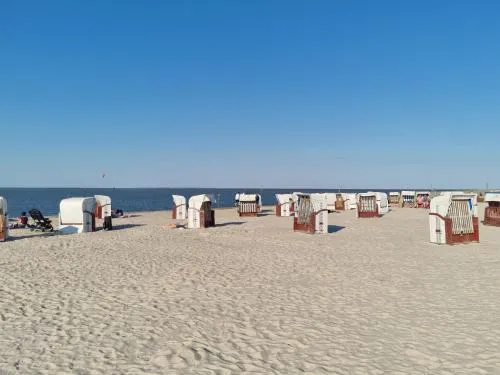 Nordseeblick 1 - XXL Ferienwohnung in Carolinensiel, Deutschland