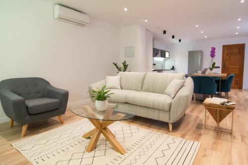 Laguna Home & Suites 3