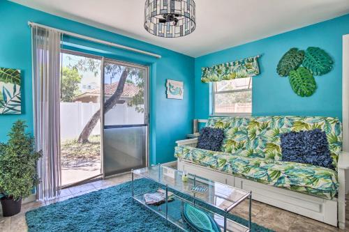 Ft Lauderdale Cottage with Patio 2 Mi to Beach - image 2