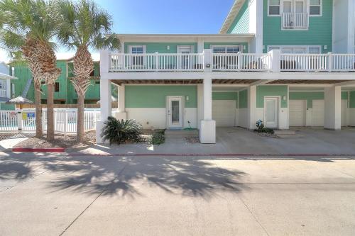 Barefoot Retreat MC15 condo