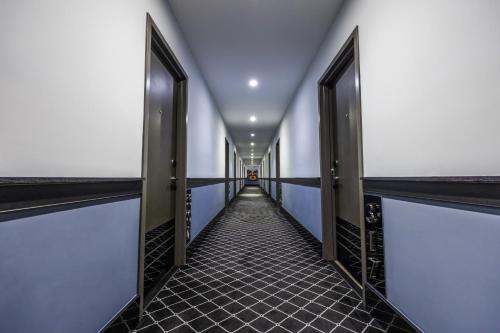 Kent Hotel - main image
