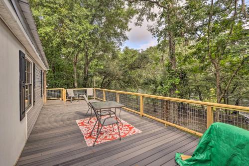 Suwannee Riverfront Home: Grill, Near Springs in Fort White
