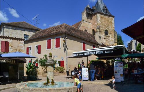 Nice Home In Montaut With Kitchen