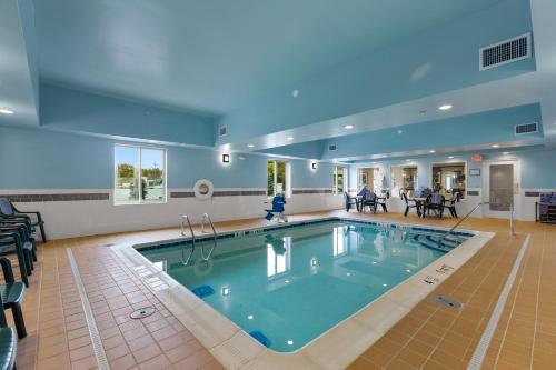 Candlewood Suites Erie, an IHG Hotel in Erie, USA