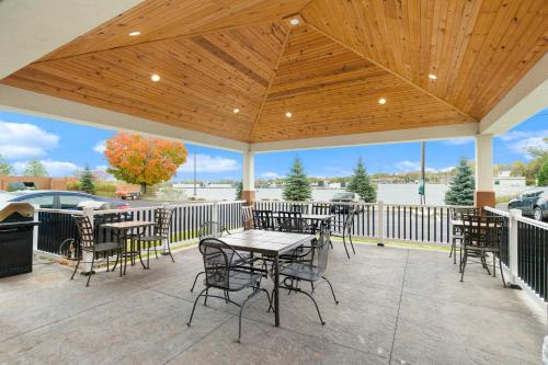 Candlewood Suites Erie, an IHG Hotel in Erie, USA