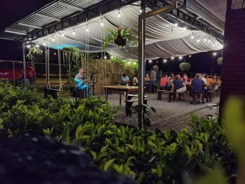 Restorāns, The Chocolate Lodge in Guacimo