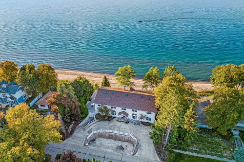 Lake Michigan Family Beach House in New Buffalo, USA