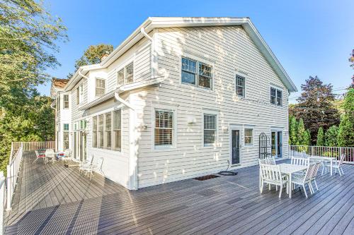 Lake Michigan Family Beach House in New Buffalo, USA