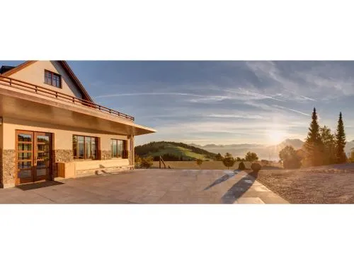Bödele Alpenhotel in Schwarzenberg im Bregenzerwald, Österreich