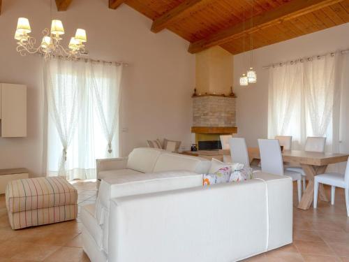  Modern Villa with swimming pool in Spello in Spello