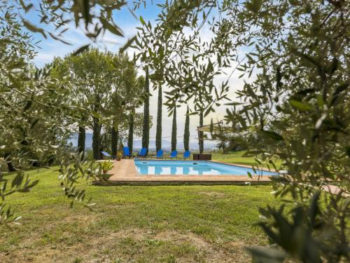 Private villa with swimming pool in the heart of Umbria