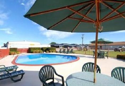 Americas Best Value Inn Stephenville - 수영장