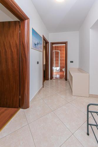 Two-Bedroom Apartment with Terrace and Sea View image 1