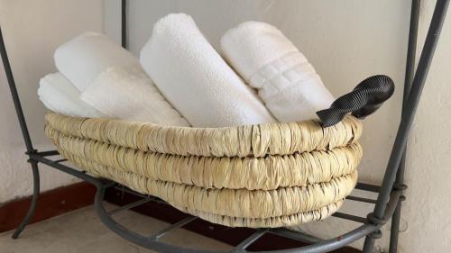 2 twin beds