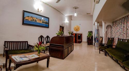 拉威特拉酒店 The Lavitra Hotel