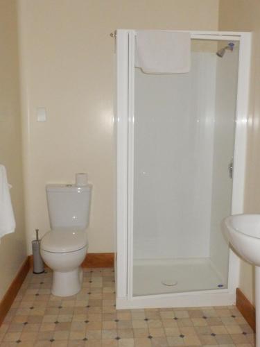 2 twin beds