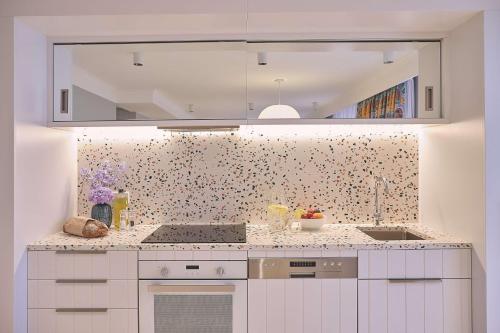 Adina Apartment Hotel Chippendale - image 2