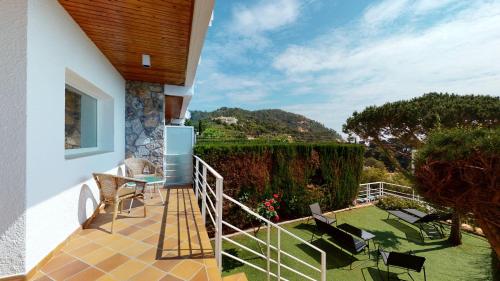 Villa Mar Menuda by Reymar
