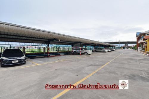 97 Merryland Apartments & Hotel