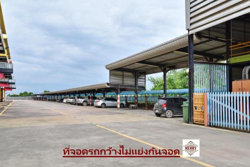 97 Merryland Apartments & Hotel